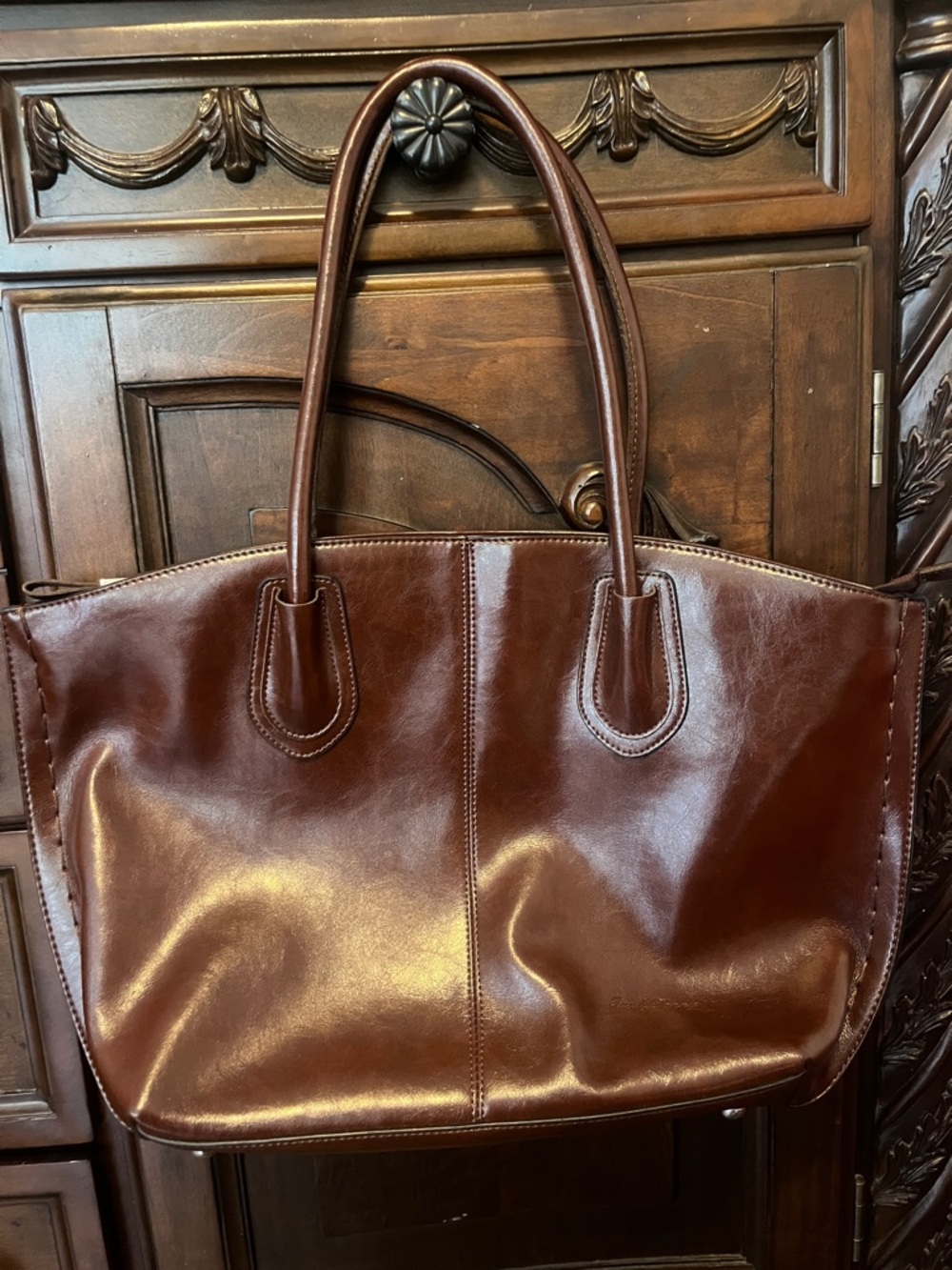 NWOT Paul. Danny Tote Bag in Brown